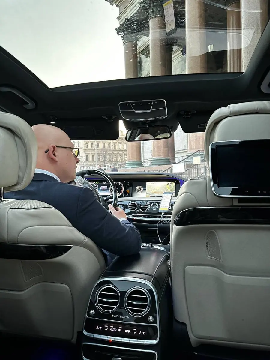 Chauffeur and production vehicle in Twickenham